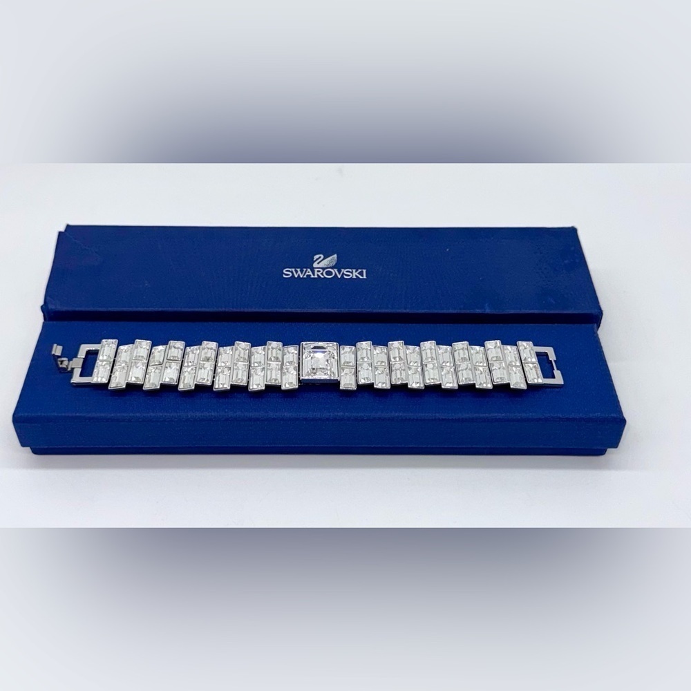 NWT SWAROVSKI Prime Time Silver and Crystal Bracelet 7โ